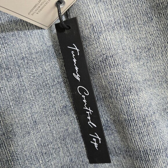 Judy Blue Mid Rise Tummy Control Raw Hem Crop Wide Leg Jean - Size 22W - Picture 9 of 14